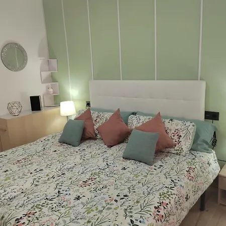 Piscina - 1ª Linea De Playa Puerto Deportivo Fuengirola